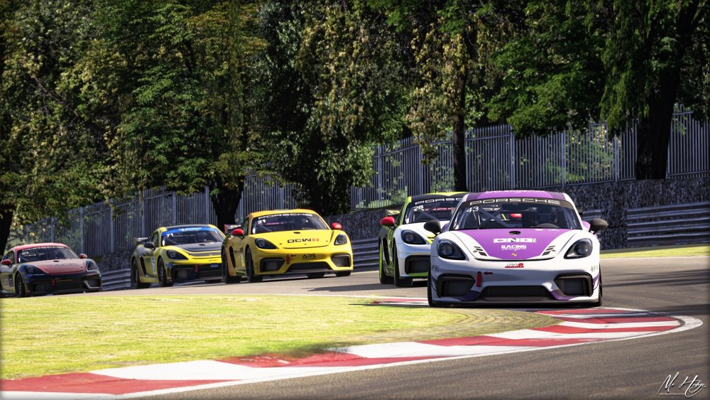 Porsche Esports Challenge 2026: Cayman GT4, pět kol a jízdy na Silverstonu